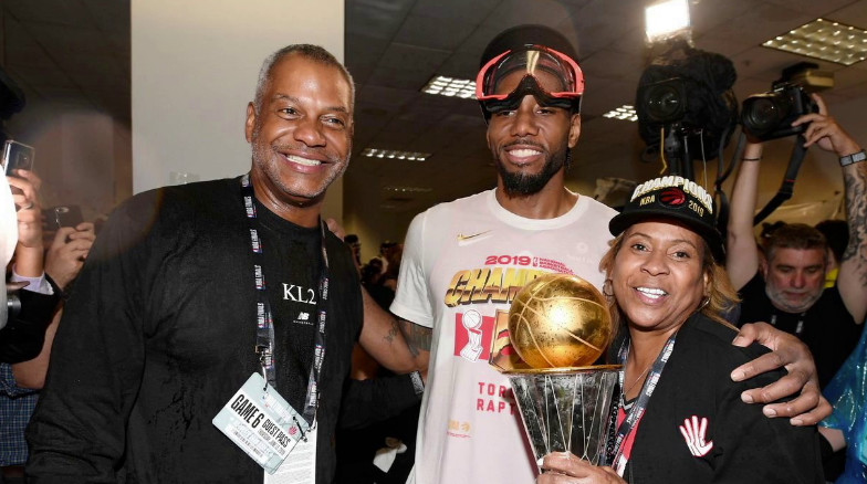 巴萨官方：欧冠对法鹰为高风险，将启动客队球迷安全管控预案（巴萨通告：欧冠对阵法鹰被定为高风险，将启用客队球迷安保预案）